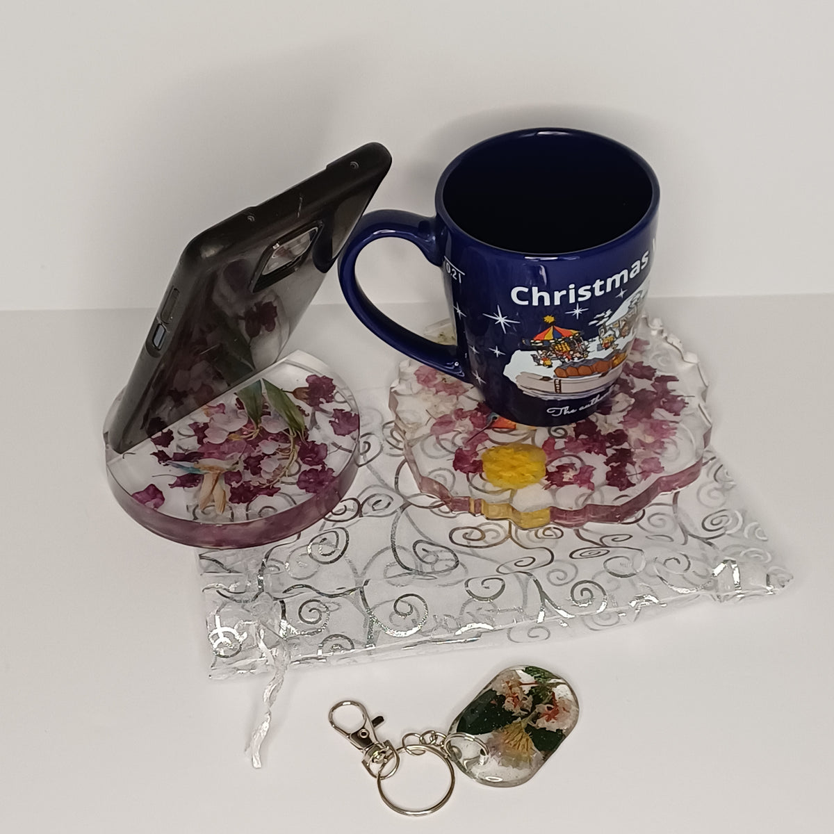 Real Flower Desk Gift Set, Coaster, Phone Holder and Keychain in Organza Gift Bag, Handmade Resin, Dorm or Office Gift