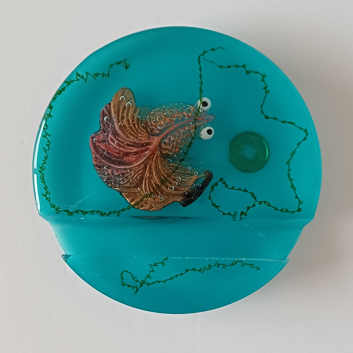 Round Resin Phone Holder, Fish, Frog or Glow in the Dark Anemone, Handmade Water Life Desk Decor, Nature Lover Gift