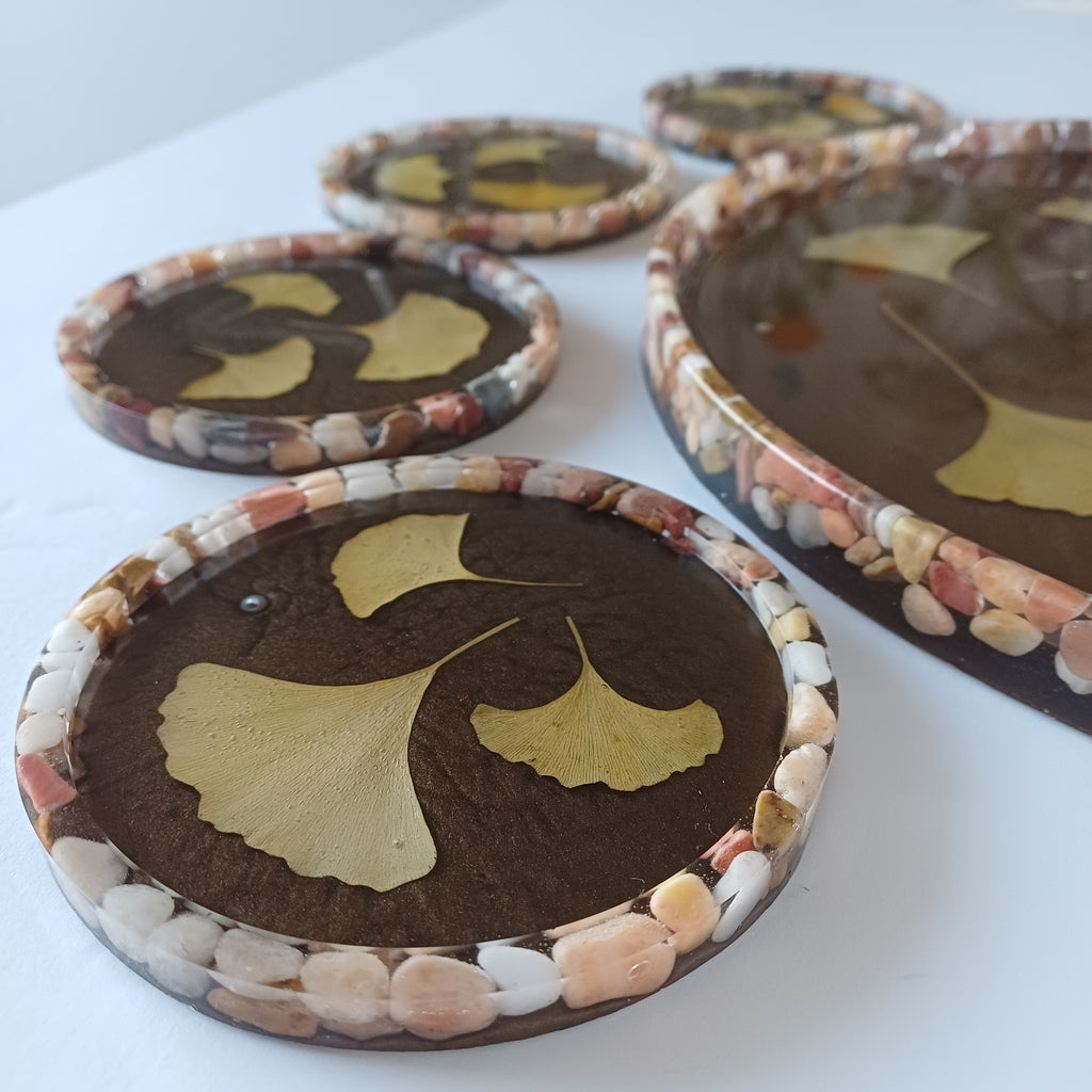12 in Serving Tray with 4 matching  Coasters, real flower and leaves