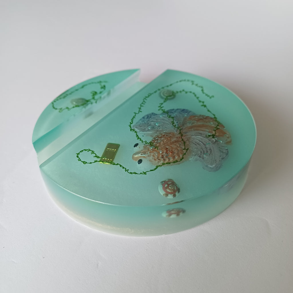 Round Resin Phone Holder, Fish, Frog or Glow in the Dark Anemone, Handmade Water Life Desk Decor, Nature Lover Gift