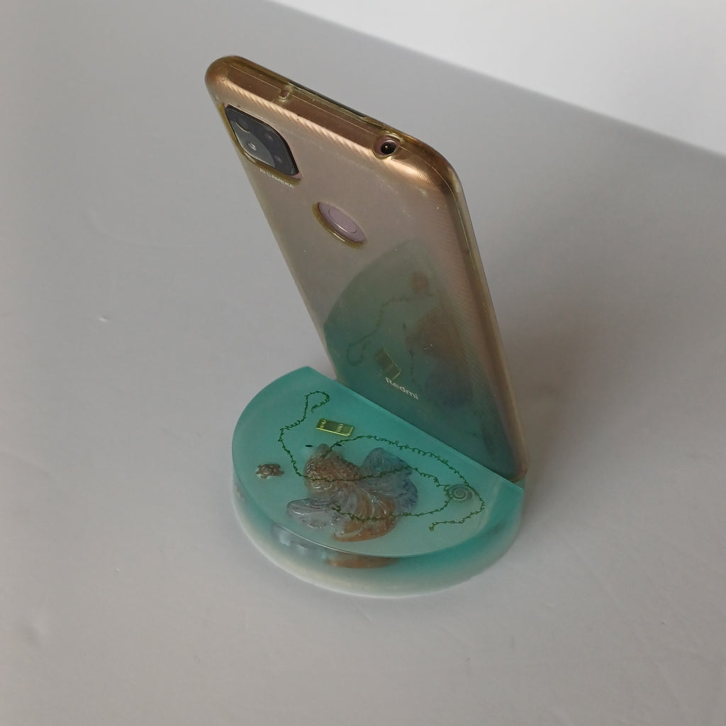 Round Resin Phone Holder, Fish, Frog or Glow in the Dark Anemone, Handmade Water Life Desk Decor, Nature Lover Gift