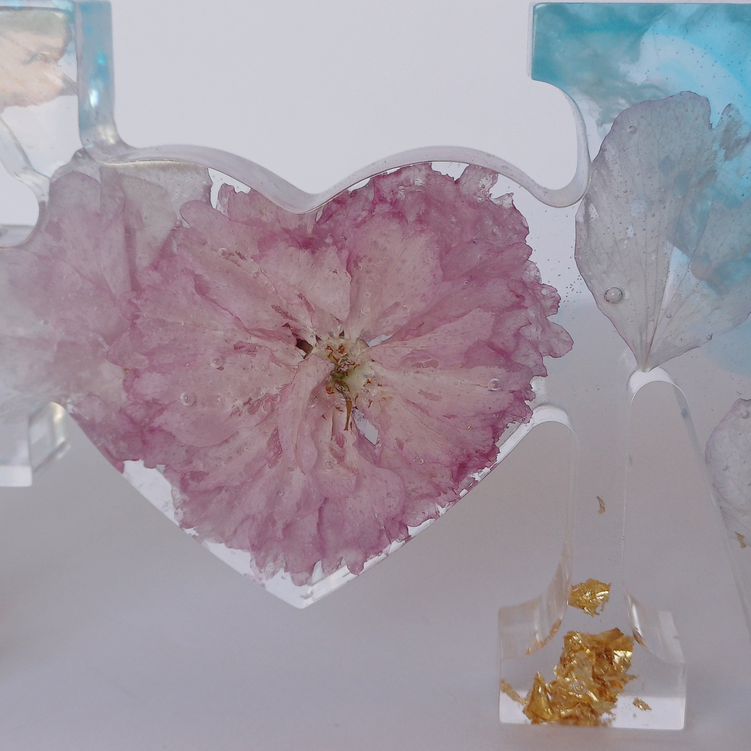 Floral Resin Word Signs: Family, Love, Home Decor Set
