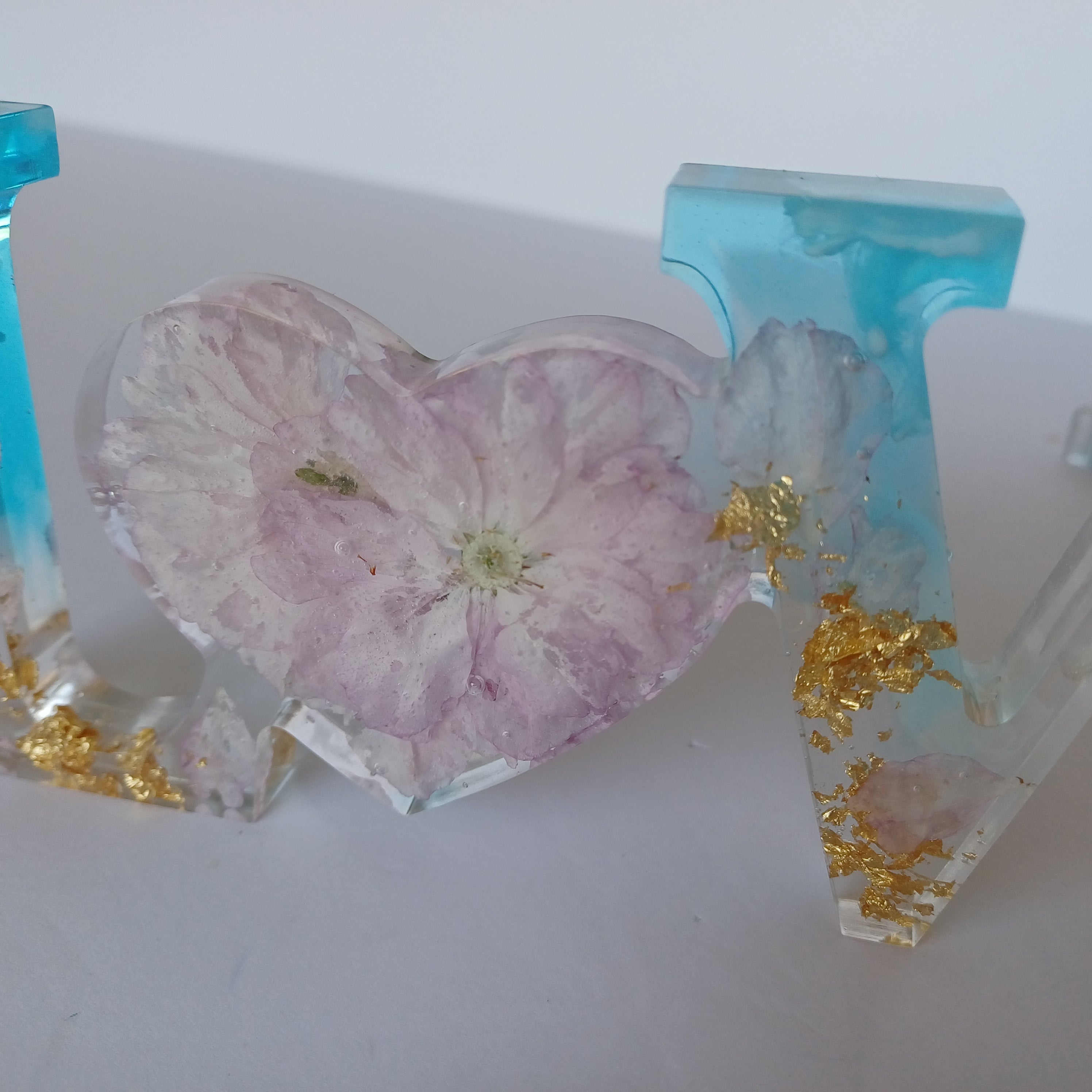 Floral Resin Word Signs: Family, Love, Home Decor Set
