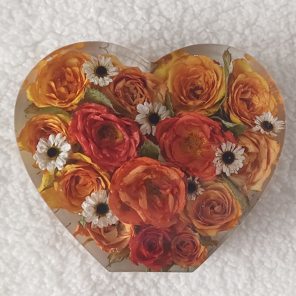 Wedding Bouquet Preservation Heart with Display Base, 5.5 Inch