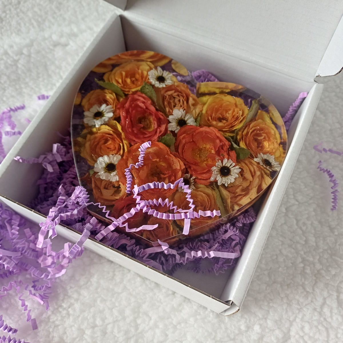 Wedding Bouquet Preservation Heart with Display Base, 5.5 Inch