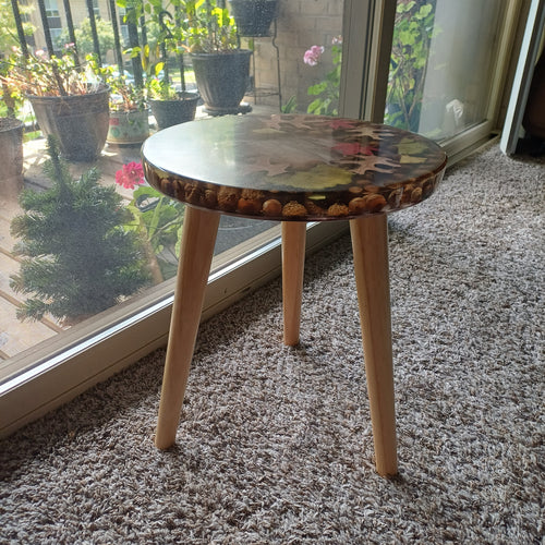 Autumn wreath resin accent table with pressed oak, maple and ginkgo leaves and acorns, marbled resin center