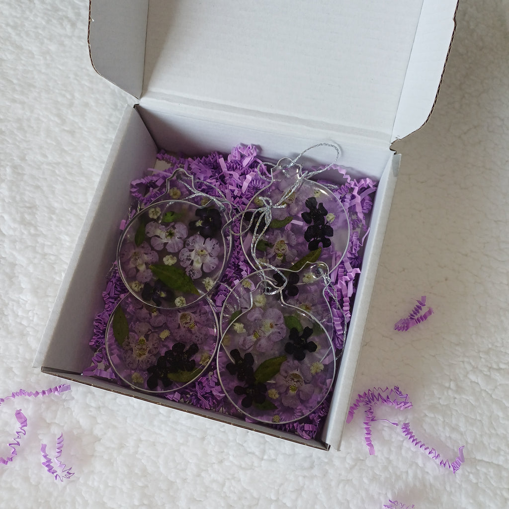Real Flower Christmas Ornaments Set of 6, 2 in, in a Gift Box, Handmade Resin Ornaments with Dried Flowers, Ready to Give