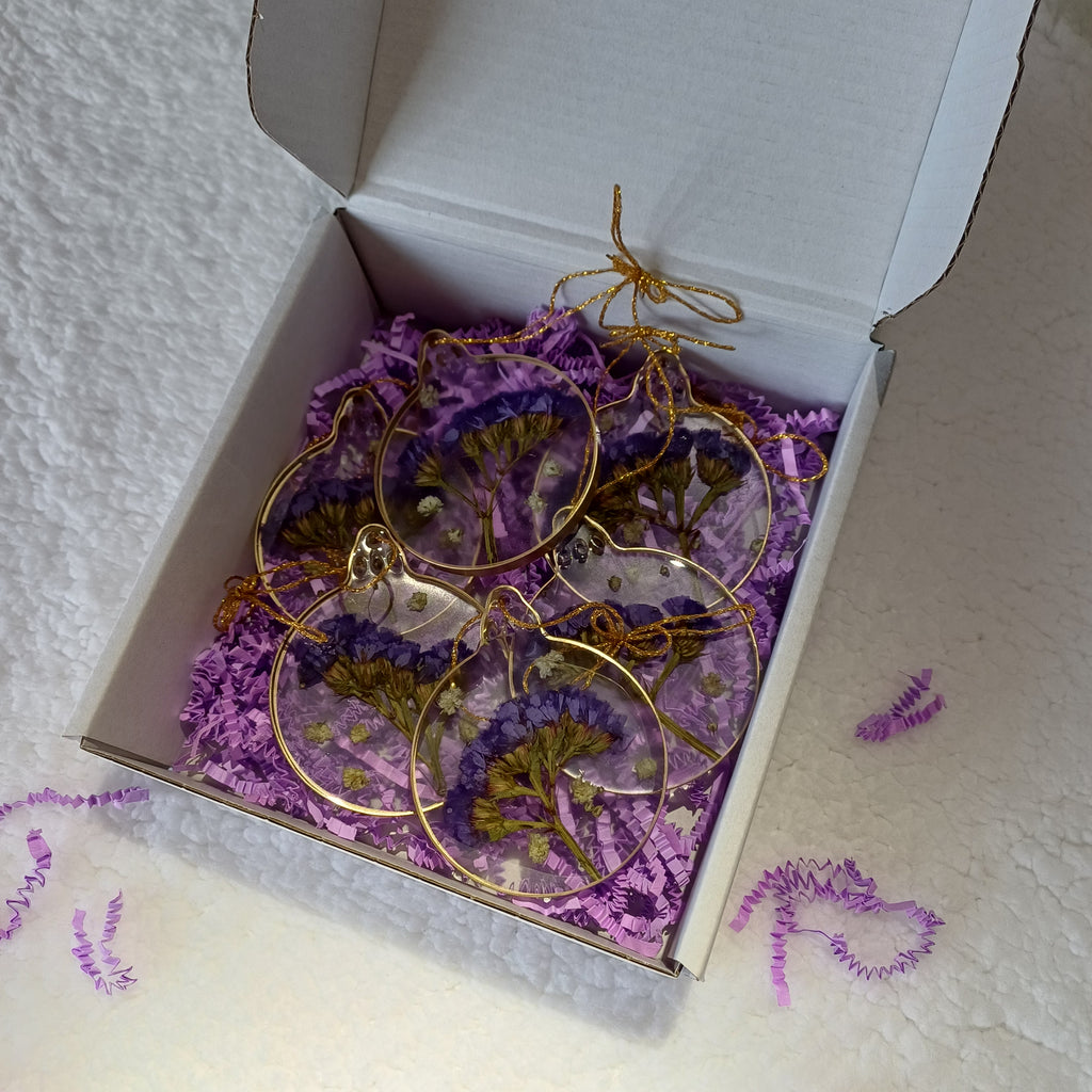 Real Flower Christmas Ornaments Set of 6, 2 in, in a Gift Box, Handmade Resin Ornaments with Dried Flowers, Ready to Give